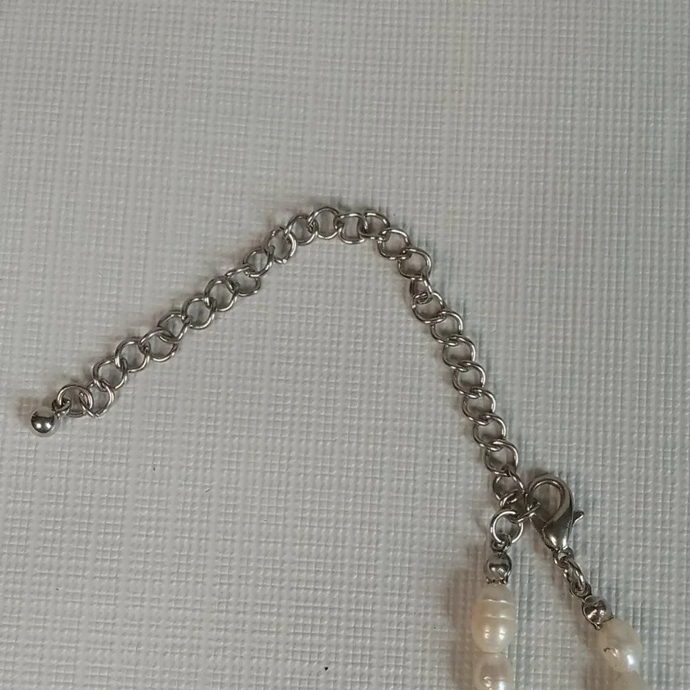 Natural White Pearl Beaded Rhinestone Encrusted Silver Circle Pendant Necklace
